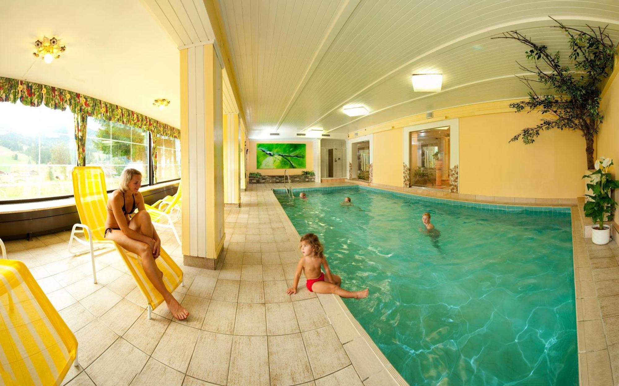 Wohlfuehlresort Und Feriengut Martinerhof Sankt Martin am Tennengebirge Kültér fotó