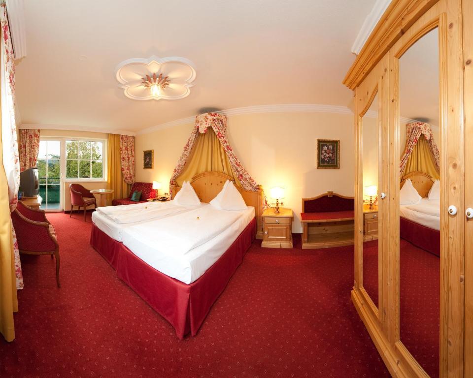 Wohlfuehlresort Und Feriengut Martinerhof Sankt Martin am Tennengebirge Szoba fotó
