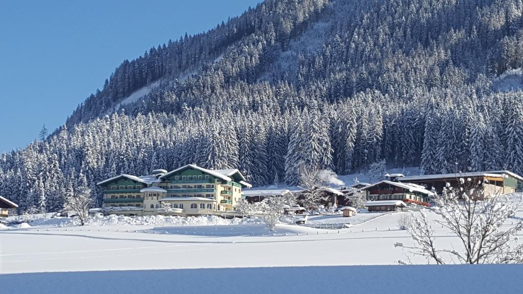Wohlfuehlresort Und Feriengut Martinerhof Sankt Martin am Tennengebirge Kültér fotó