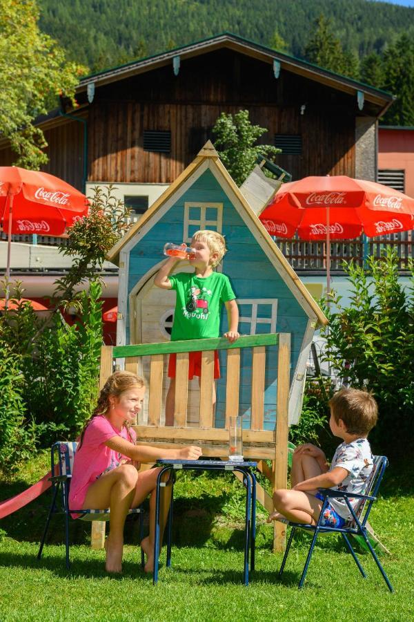 Wohlfuehlresort Und Feriengut Martinerhof Sankt Martin am Tennengebirge Kültér fotó