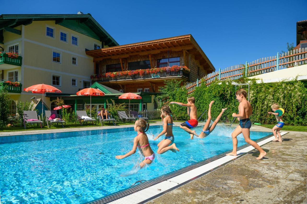 Wohlfuehlresort Und Feriengut Martinerhof Sankt Martin am Tennengebirge Kültér fotó